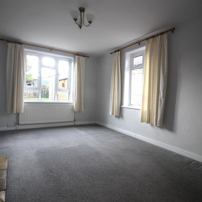 2 bedroom house to rent - Photo 1