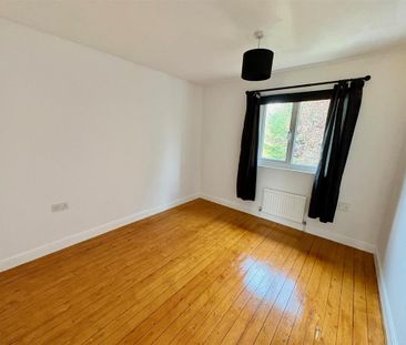 4 bedroom detached house to rent - Photo 5