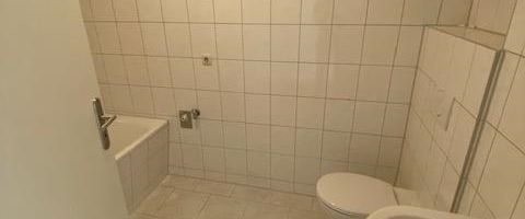 Preiswerte schöne 3-R-Wohnung in MD.-Sudenburg im 3.OG mit Balkon ca.62 m² zu vermieten . - Photo 1