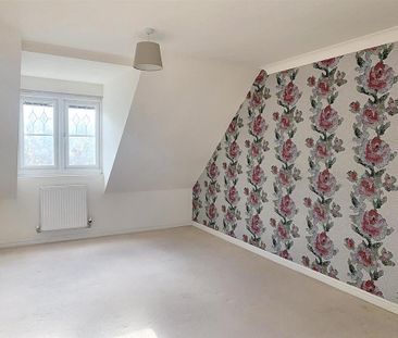 3 bedroom semi-detached house to rent - Photo 6