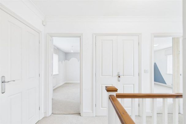 4 bedroom detached house to rent - Photo 1
