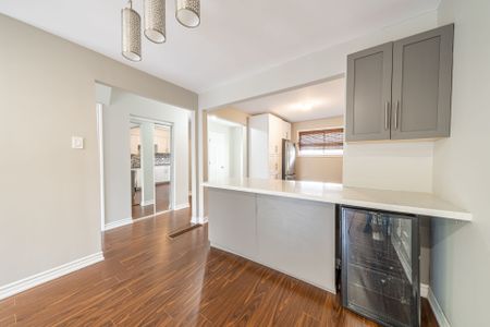 For Lease - 913 Carnaby Crescent, Oshawa, Ontario - Photo 5