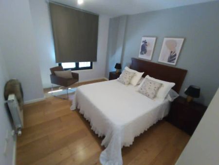 Piso de alquiler en Avenida Barcelona, Campus Sur - Santa Marta - Photo 4