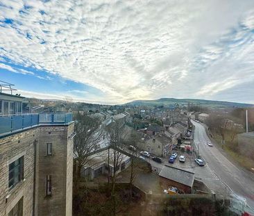 Victoria Street, Glossop, SK13 - Photo 2