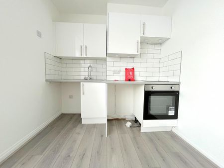 Studio to rent - Photo 4