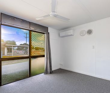 1412 Riverway Drive, Kelso QLD 4815 - House For Rent | Domain - Photo 6