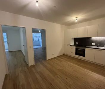 Gemütliche und moderne 2-Zimmer-Wohnung mit Terrasse - Foto 1