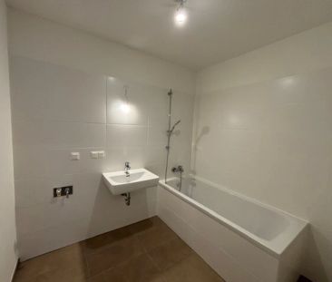 Erstbezug -Helle 2-Zimmer-Wohnung mit Balkon und Loggia in Großstel... - Photo 4