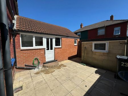 Oban Avenue, Hartlepool - Photo 2