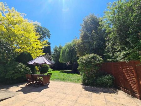 2 bedroom semi-detached bungalow to rent - Photo 3