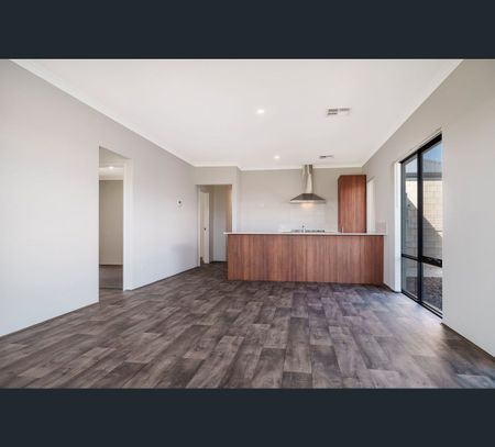 118 Avoca Chase, Baldivis, WA 6171 - Photo 3
