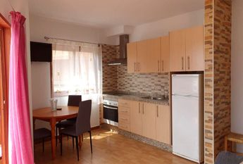 Se alquila en Las Galletas apartamento de 1 dormitorio