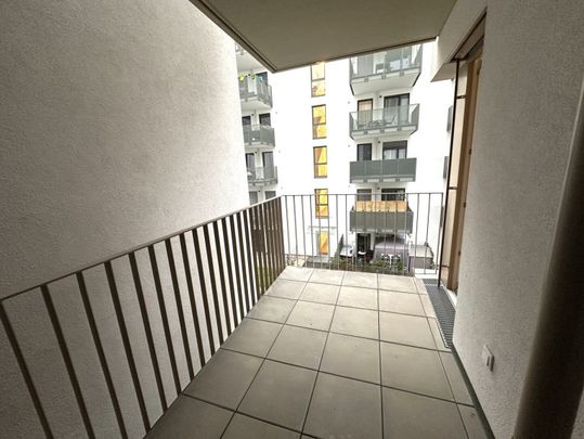 Moderne 2 Zi Wohnung mit Balkon - JETZT 1 Monat mietzinsfreie Zeit! (nahe U1) - Photo 1