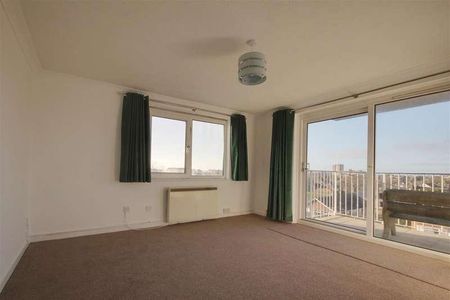 Wessex Court, Tennyson Road, Worthing, BN11 - Photo 4