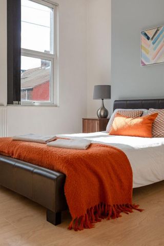 4 bedroom terraced house to rent - Photo 5