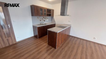 Pronájem bytu 1+kk v osobním vlastnictví 53 m², Slavkov u Brna - Фото 3