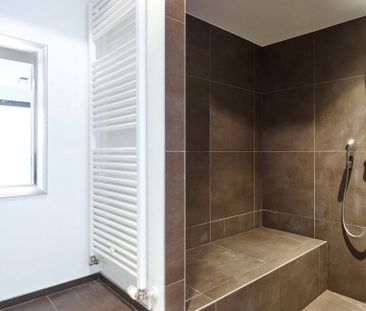 Appartement te huur in Elsene voor € 1.850 met 1 slaapkamer - Photo 5