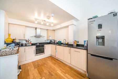 Calderwood Street, Woolwich, SE18, London - Photo 4