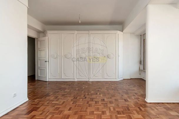 Apartment T5 in Alvalade, Lisboa - Photo 1
