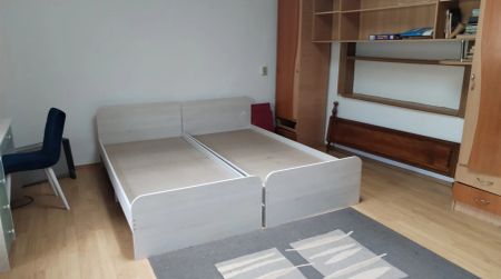 Apartament, 3 camere semidecomandat, 90 mp, Central, de inchiriat, in spate la facultatea de medicina, Cod 163181 - Photo 4