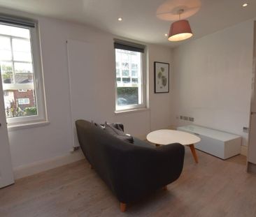 1 Bed Flat, Sunbury Street, SE18 - Photo 5