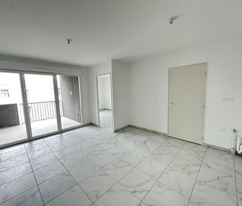 Location Appartement 2 pièces 38m² ARLES 13200 - Photo 2