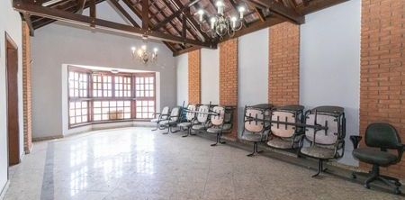 Casa para alugar com 251m², 3 quartos e sem vaga - Foto 2