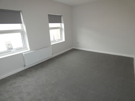 Fairfield Road - Photo 2