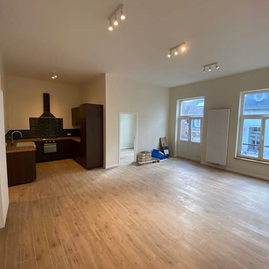 Appartement te huur - Photo 1