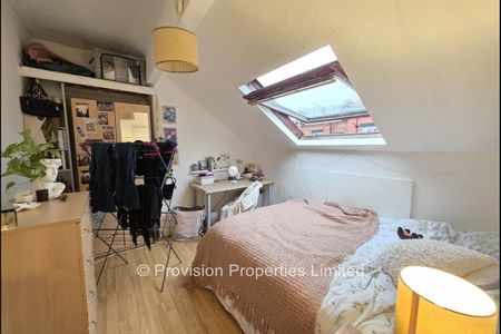 7 bedroom student house Hyde Park - Photo 3