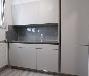 Moderno appartamento di 3.5 locali appena ristrutturato a Coldrerio - Foto 1