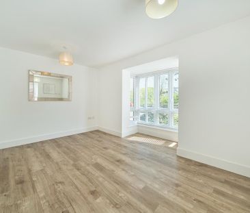 4 bedroom terraced house to rent - Photo 1