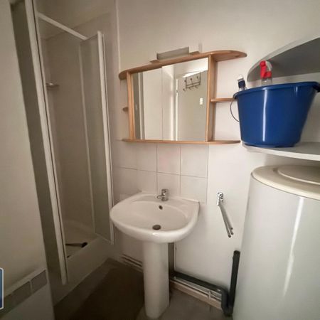 Location Appartement 1 pièce 17m² VALENCIENNES 59300 - Photo 4