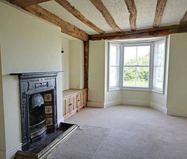 6 bedroom detached house to rent - Photo 2