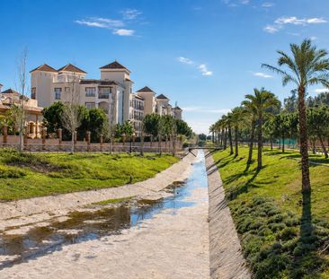 Alquiler Apartamento en New Golden Mile, Estepona - Photo 4