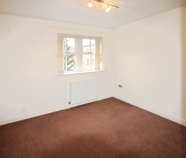 2 bedroom Flat To Let Total Size: 936 SQ FT - Photo 4