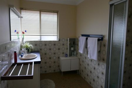 ROSSMOYNE HIGH SCHOOL ZONE! - Photo 4