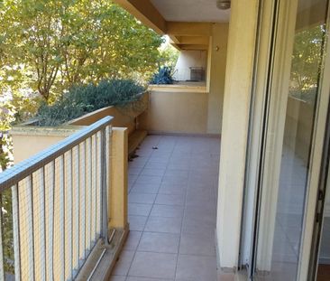 Location Appartement 3 pièces 74m² NARBONNE 11100 - Photo 6