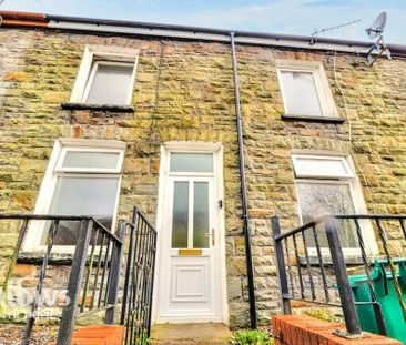 3 bedroom terraced house to rent - Photo 2