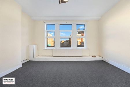 3 bedroom maisonette to rent - Photo 3