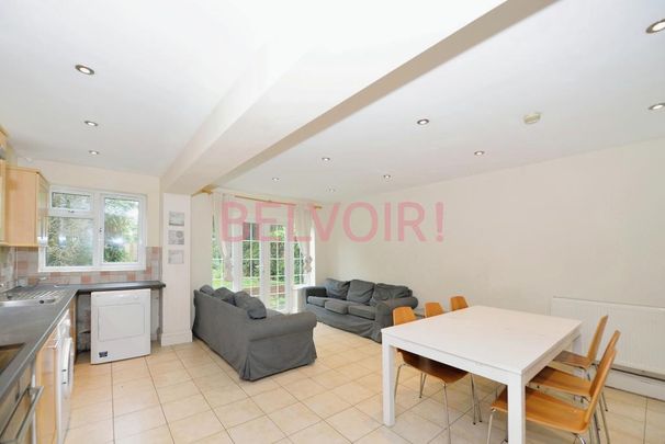 5 bedroom detached house to rent - Photo 1