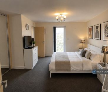 2 bedroom flat to rent - Photo 4