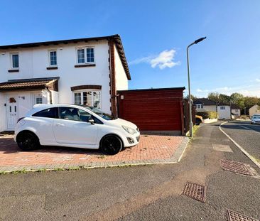 3 bedroom end of terrace house to rent - Photo 5