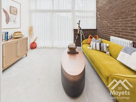 5 bedroom semi-detached house to rent - Photo 2