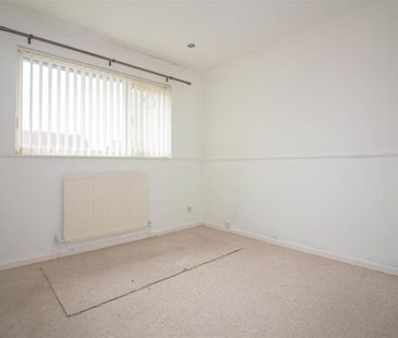 2 Bedroom House - Semi-Detached - Photo 3