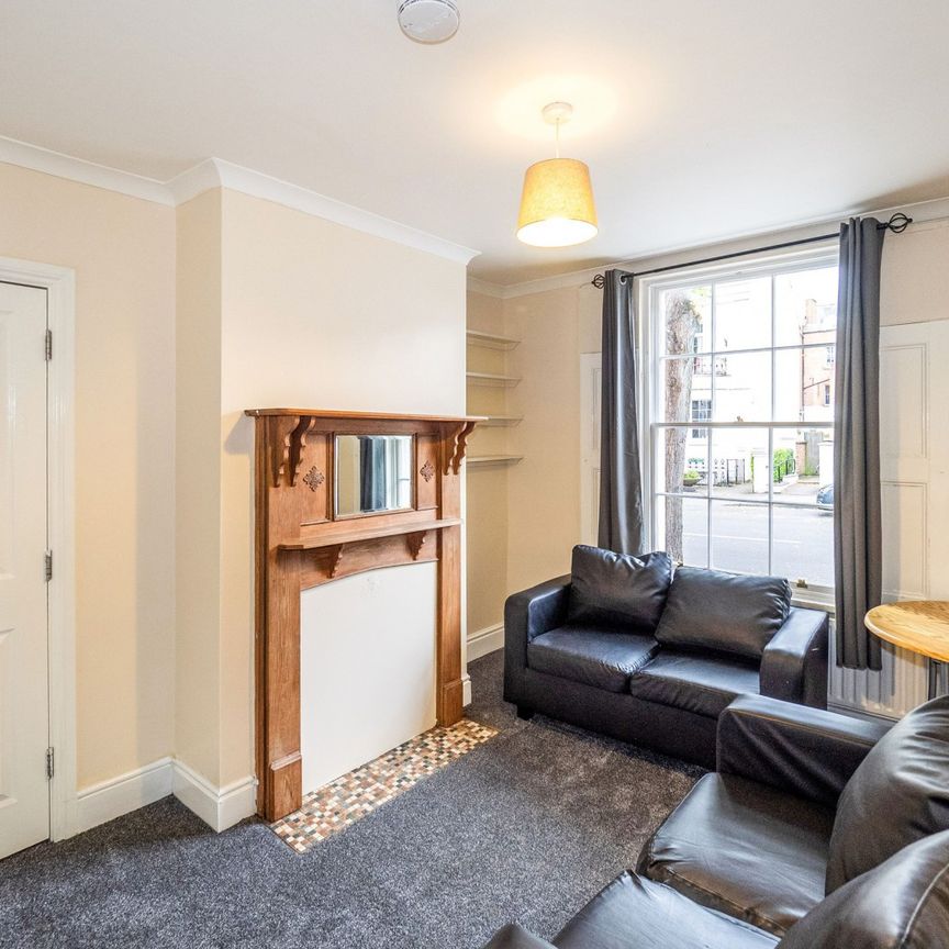 6 bedroom property to rent Portland Street, Leamington Spa, CV32 - Photo 1