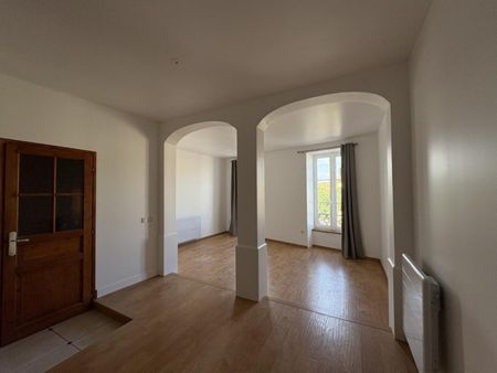 APPARTEMENT T2 A LOUER A ROANNE - HYPER CENTRE - Photo 5