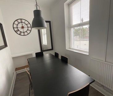 6 bedroom house to rent - Photo 5