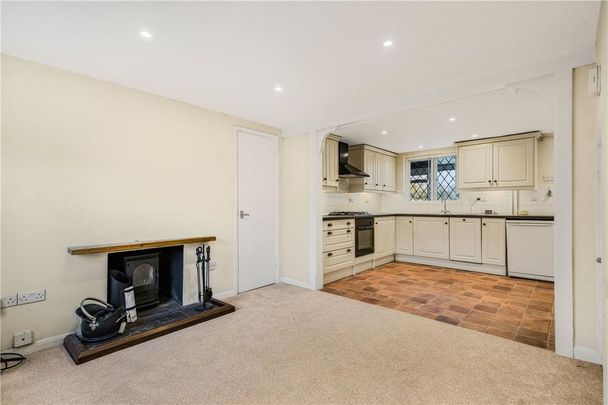 2 bedroom semi-detached house to rent - Photo 1