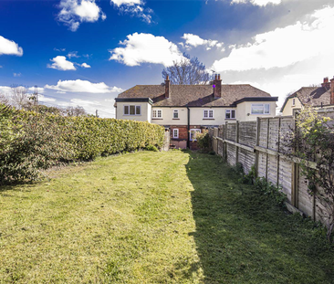 2 bedroom terraced house to rent - Photo 4